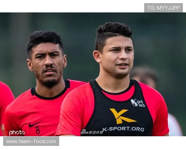 颜强谈中超联赛:足球评论员的深度观察与预测 颜强谈中超联赛:足球评论员的深度观察与预测