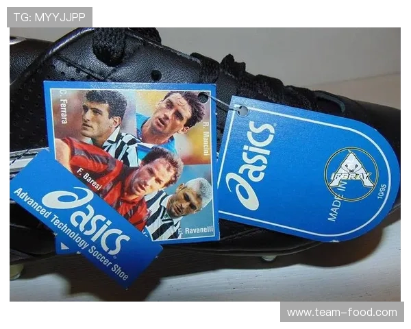 英超各大俱乐部球员常用的足球鞋品牌盘点