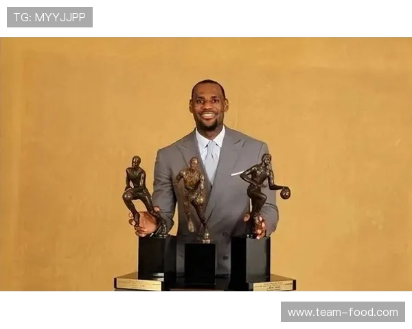 2010年NBA全明星赛东部战胜西部詹姆斯当选MVP 2010年NBA全明星赛东部战胜西部詹姆斯当选MVP
